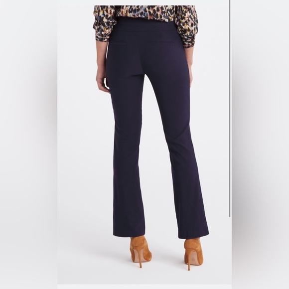 Violet & Roses- Ruthy- Women's Navy Flared Pants - Picture 2 of 4